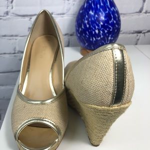 Vintage Fabric linen beige and gold wedge shoes